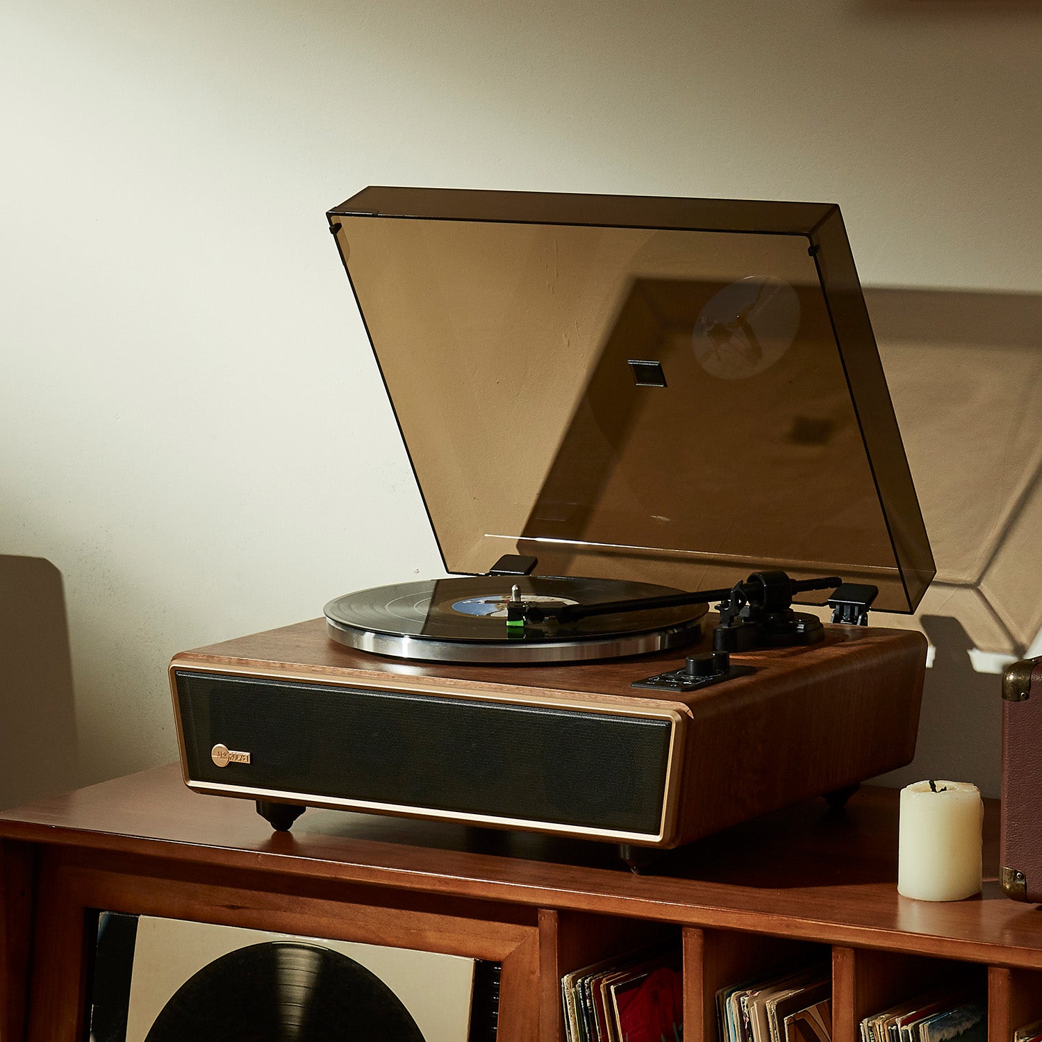 Huygens Bluetooth Record Player with Built-in Speakers