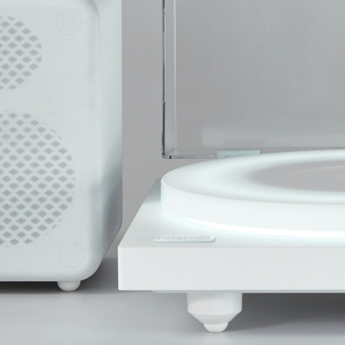 Polaris II Bluetooth Turntable - view 9